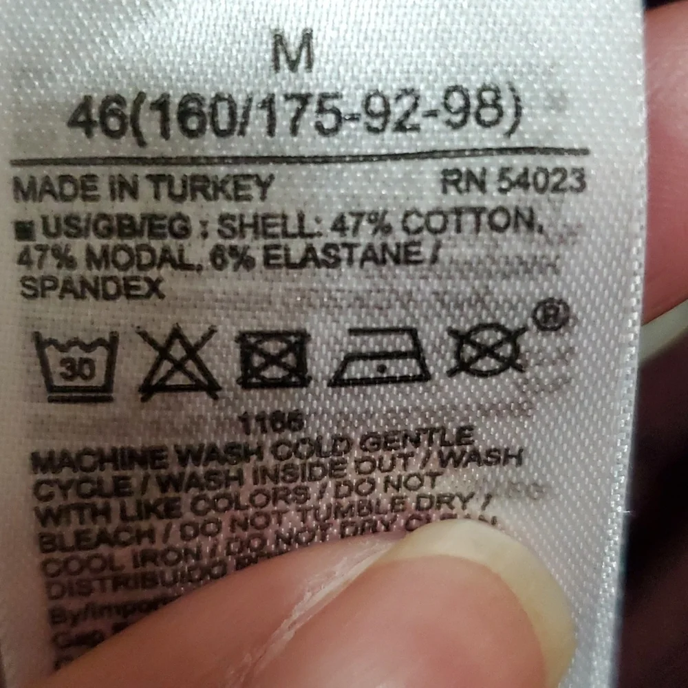 $👇NWT: GAP MATERNITY CREWNECK TEE - Picture 6 of 6